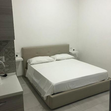 Casa Luisa Apartment Наполи Екстериор снимка
